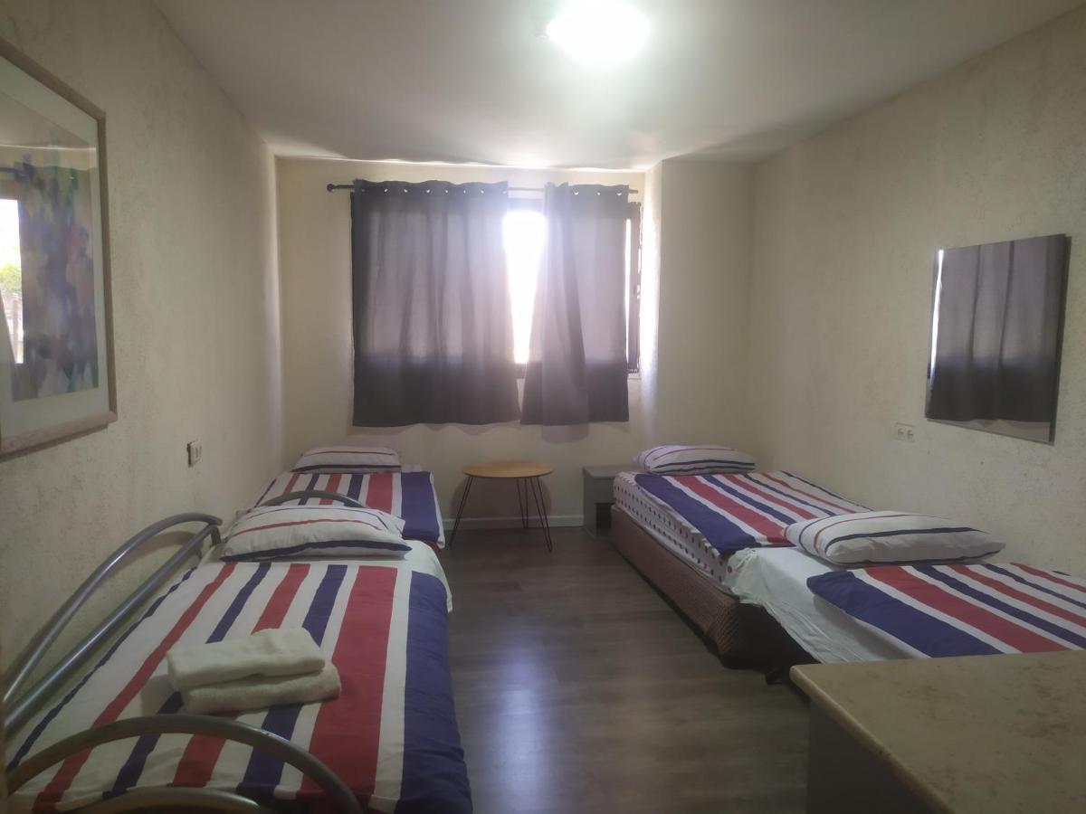 Motel Neve Midbar 엘라트 외부 사진